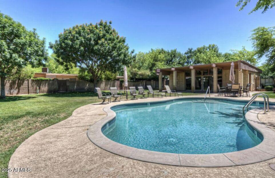 Foto principal - 5554 N 10th St