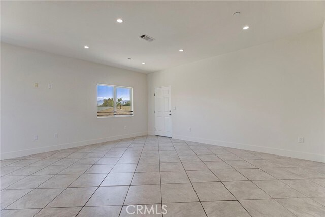Foto del edificio - 6821 Agnes Ave