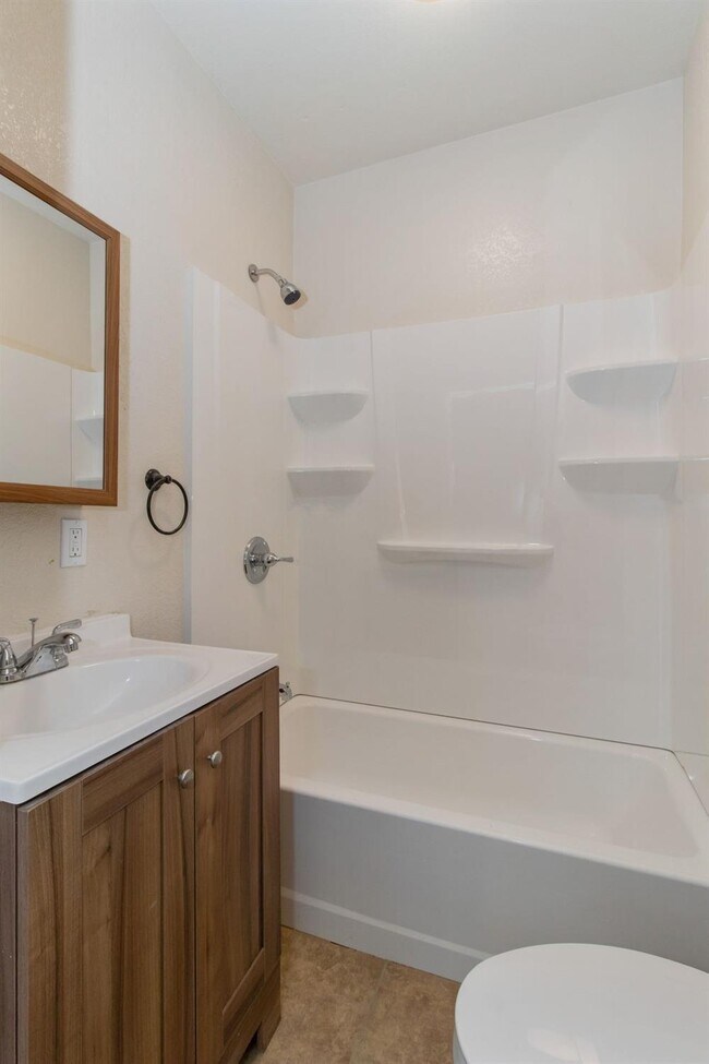 Foto del edificio - 186 S L St