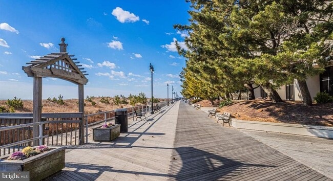 Foto del edificio - 3851 Boardwalk