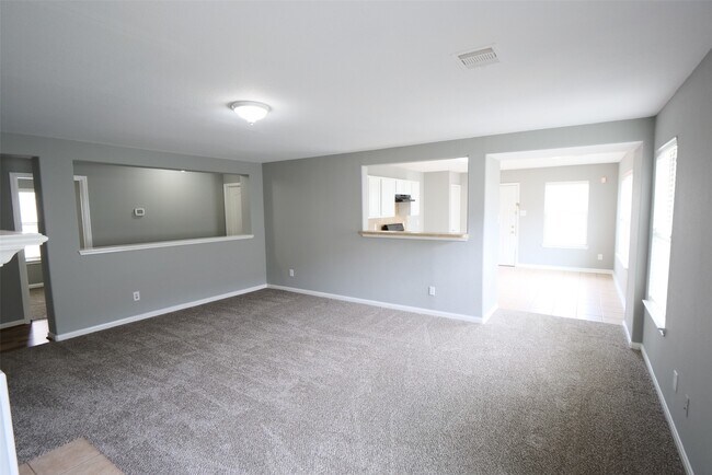 Building Photo - 7522 Appleberry Dr