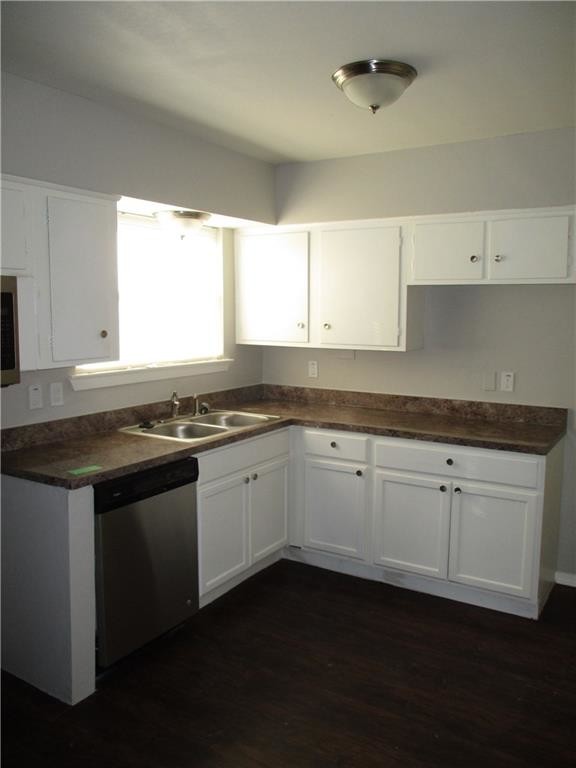 Foto del edificio - 5015 Dupont Dr