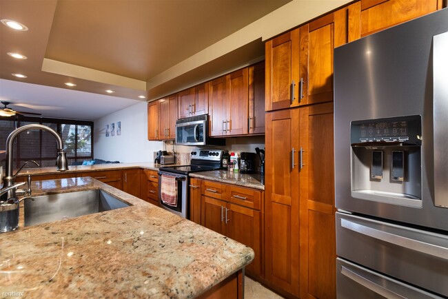 Building Photo - 2 br, 2.5 bath Condo - 217 Prospect Street D2