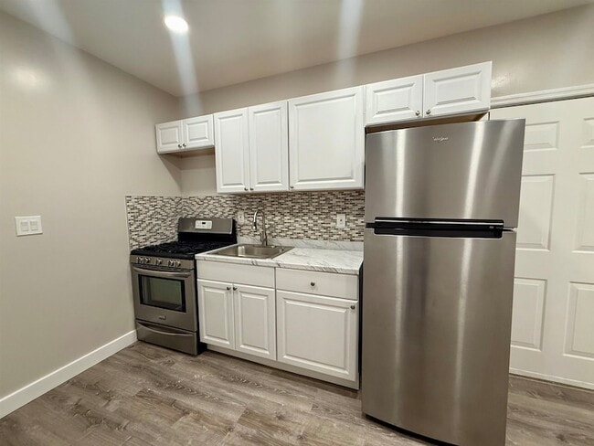 Photo - 330 Jackson St House