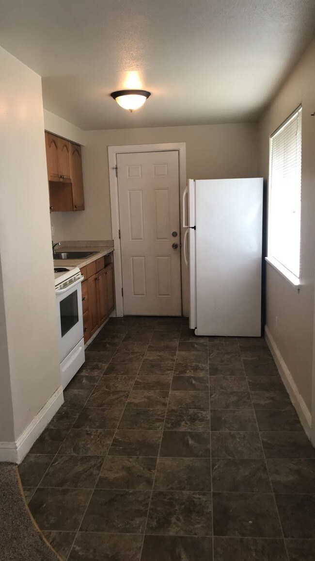 Building Photo - 10133 Patterson St S