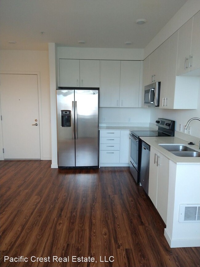 Building Photo - 1 br, 1 bath  - 101 John St 101 John St #602