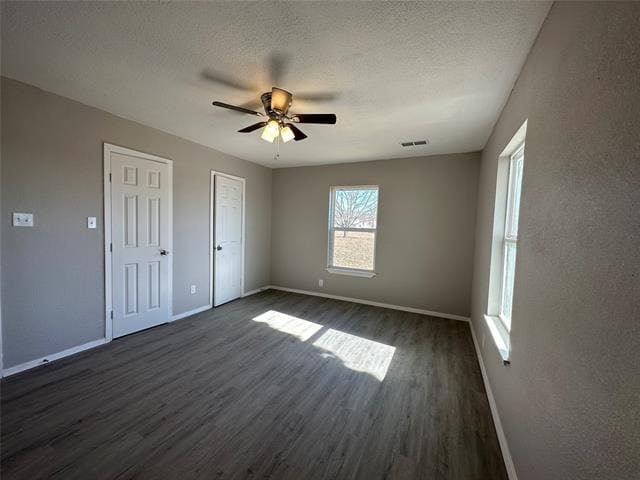 Building Photo - 717 E Lamberth Rd