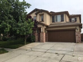 Building Photo - 738 Chandon Dr