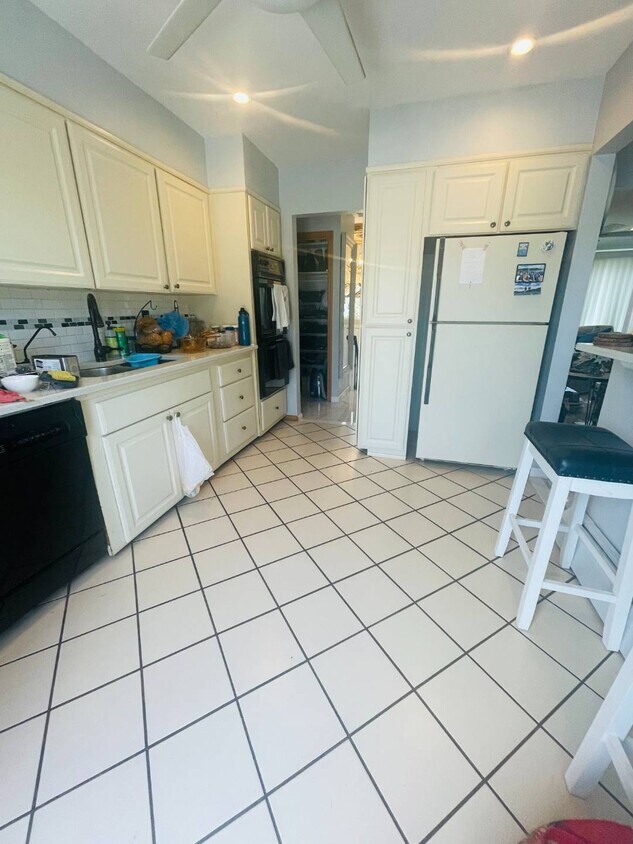 51 Mason Ln, Levittown, NY 11756 House Rental in Levittown, NY