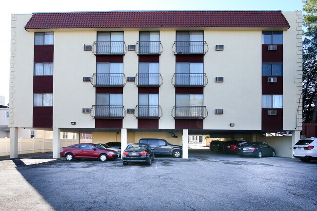 Foto del edificio - 300 Seaside Ave