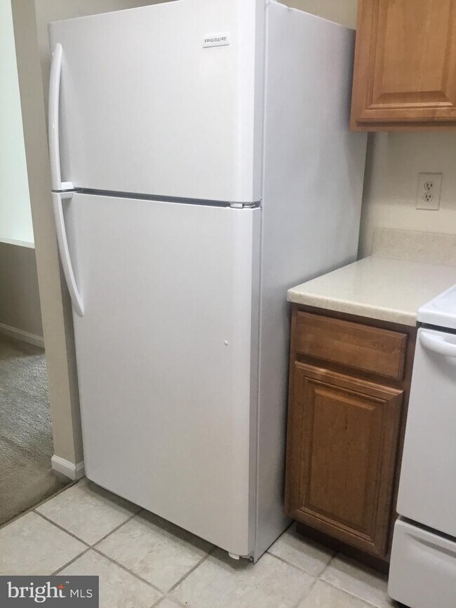 Foto del edificio - 9608 Blake Ln
