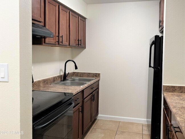 Foto del edificio - 4423 N 13th Pl
