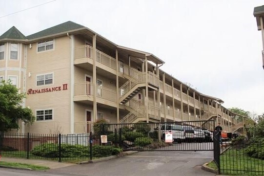 Foto principal - 1602 Queen Anne Way