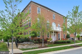 Building Photo - 109 Norwich Ln