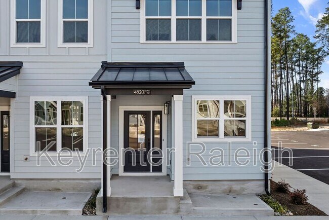 Building Photo - 4820 Gossamer Ln