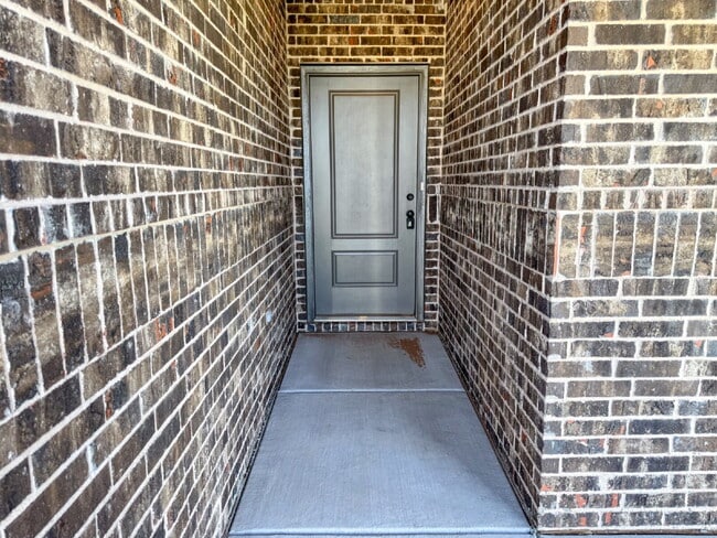 Building Photo - Brand-New Home in Escondido Crossing!