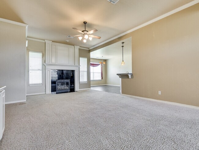 Building Photo - Lone Oak Ridge + Gated Community + 4 beds/2.5 Baths + Storm Shelter + Deer Creek Schools
