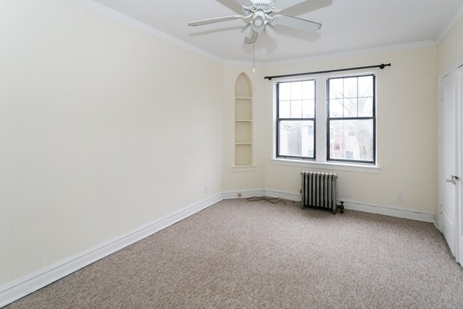 Building Photo - 4847 N Damen Ave