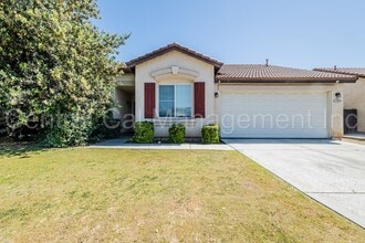 Building Photo - 11919 Stratosphere Ave