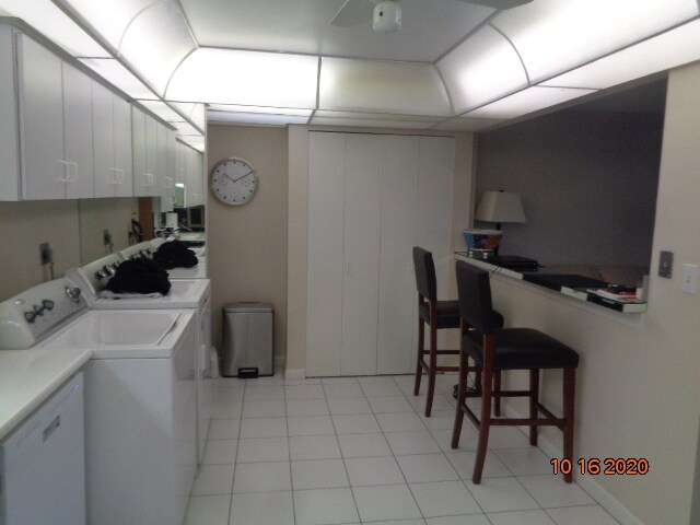 Building Photo - 402 Paradise Rd