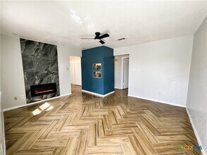 Building Photo - 309 Erby Ave