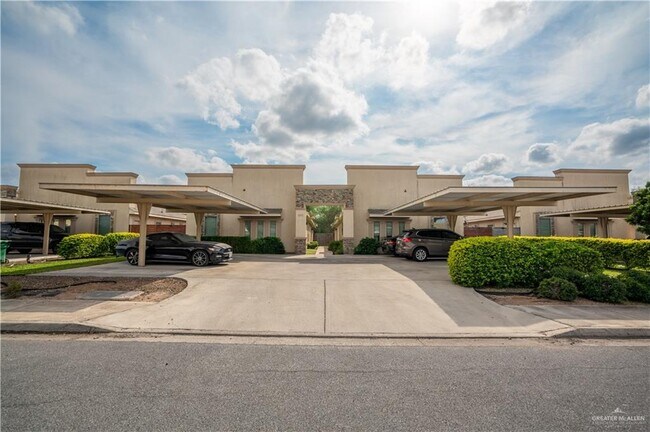 Foto del edificio - 28 West Dr