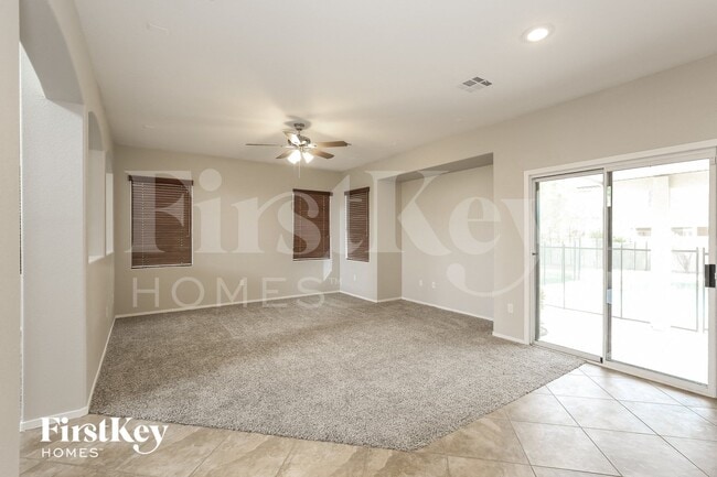 Building Photo - 1031 Dawn Valley Dr