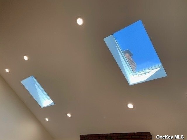 Foto del edificio - 9 Linden Pl
