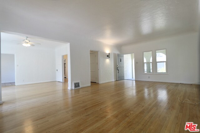 Building Photo - 2528 Kenilworth Ave