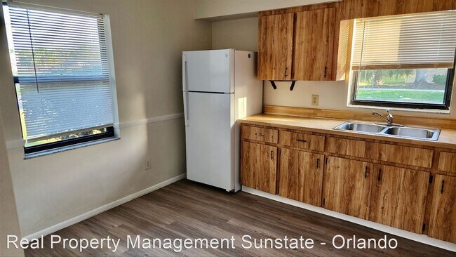 Building Photo - 2 br, 1 bath House - 52 Van Buren Ave. S