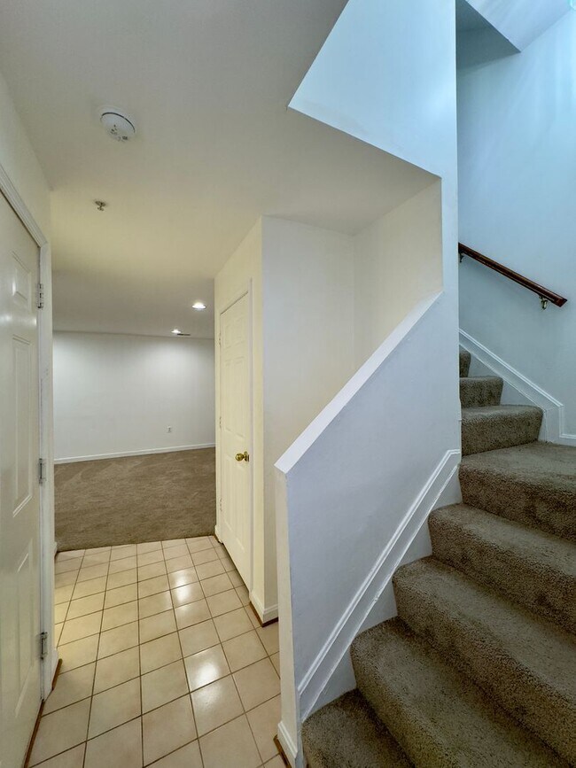 Foto del edificio - Charming 3 Bedroom/2.5 Bathroom Townhome in Owing Mills, MD!