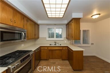 Building Photo - 1012 Riedel Ave