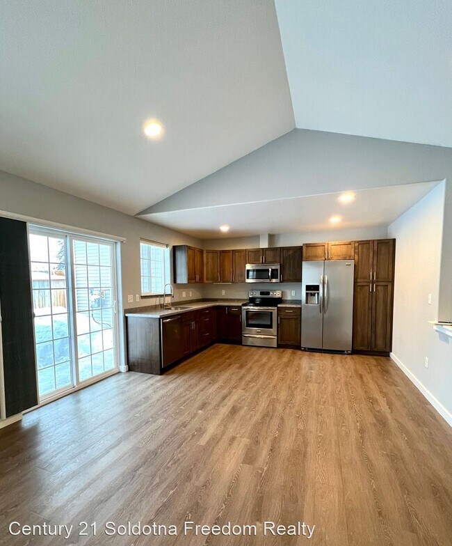 Building Photo - 2 br, 2 bath House - 136 Lord Baranof St