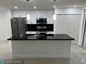 Building Photo - 13370 SW 91st Terrace