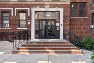 Building Photo - 275 Harrison Ave