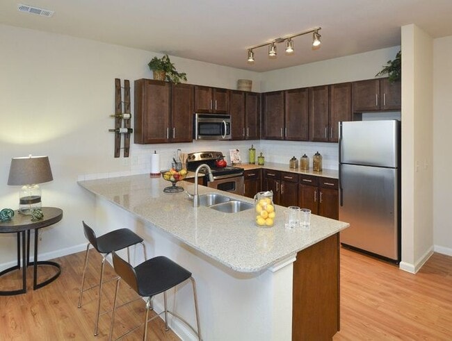 Building Photo - 11300 Farrah Ln