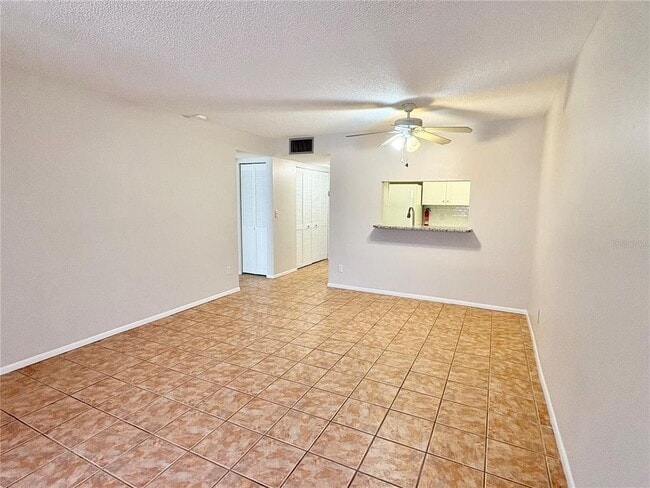 Building Photo - 519 Albee Farm Rd
