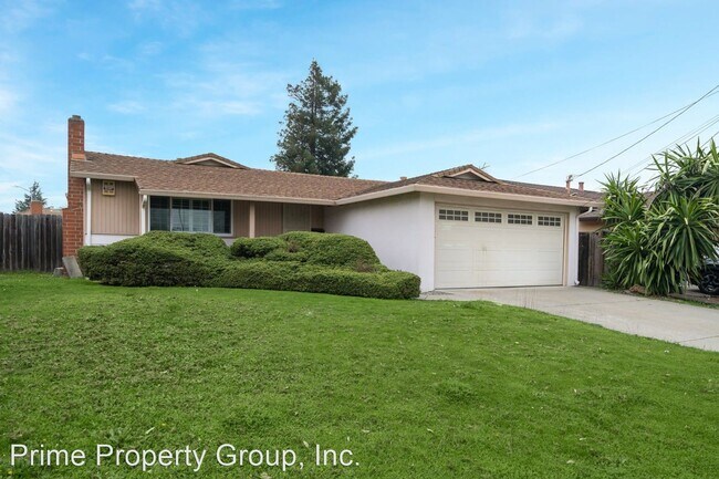 Building Photo - 3 br, 2 bath House - 2189 Del Monte Dr.