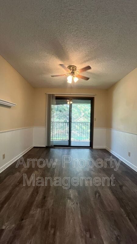 Building Photo - 3405 Holdrege St