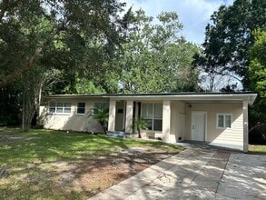 Building Photo - 6453 Burgundy Rd S