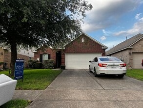 Building Photo - 23706 Red Glade Ct