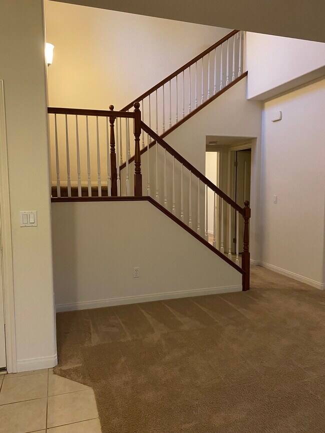 14703 Huckleberry Dr, Bakersfield, CA 93314 House Rental in