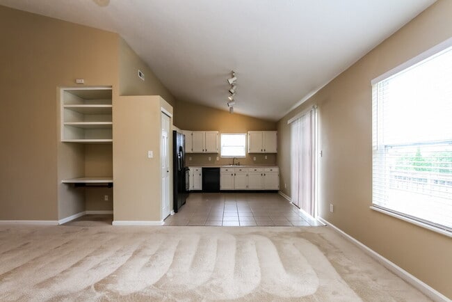 Building Photo - 6303 Bryce Canyon Dr