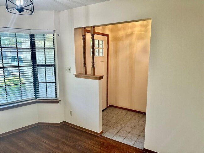 Foto del edificio - 3403 W Beechwood Dr