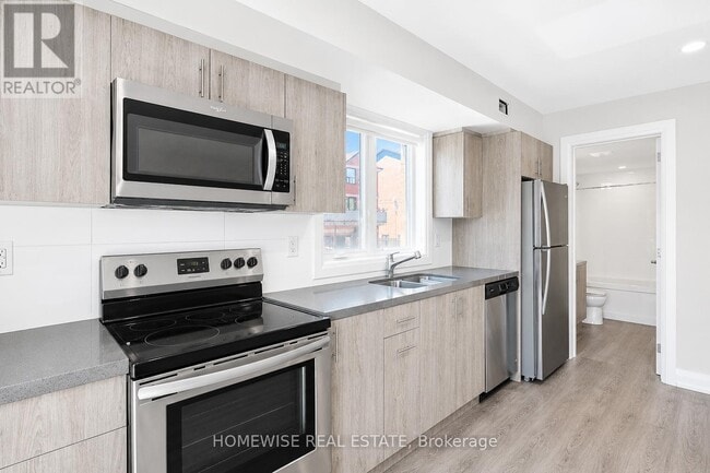 Building Photo - 814 Glencairn Ave