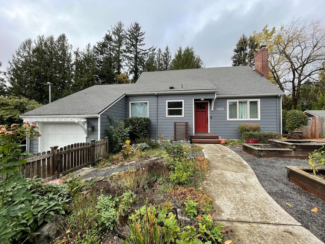 Primary Photo - 4Bd/2Ba Home in Beaverton ~ Garden Heaven,...