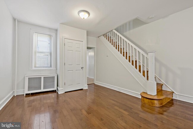 Building Photo - 436 Greenwich St