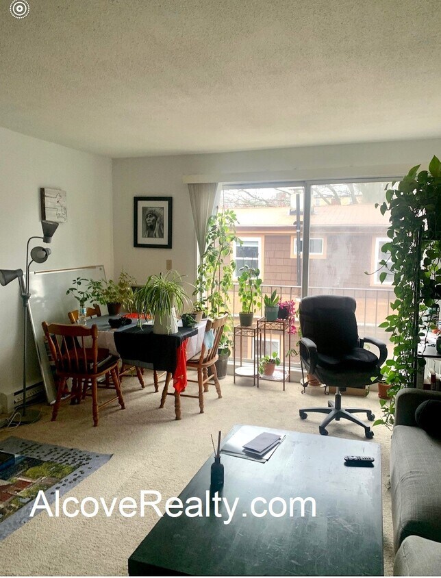 Foto principal - 42 Belmont St