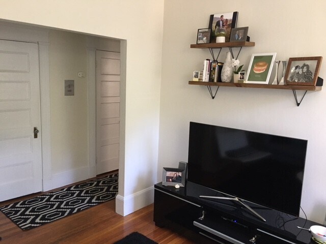 Foto del edificio - 1577 Beacon St