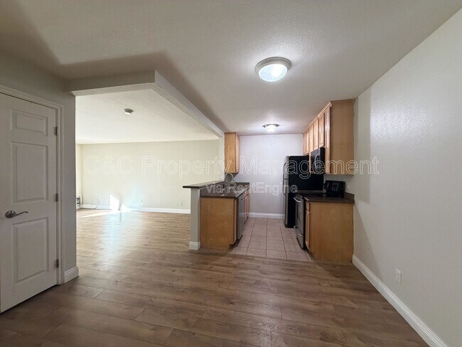 Foto del edificio - 1045 Peach Ave